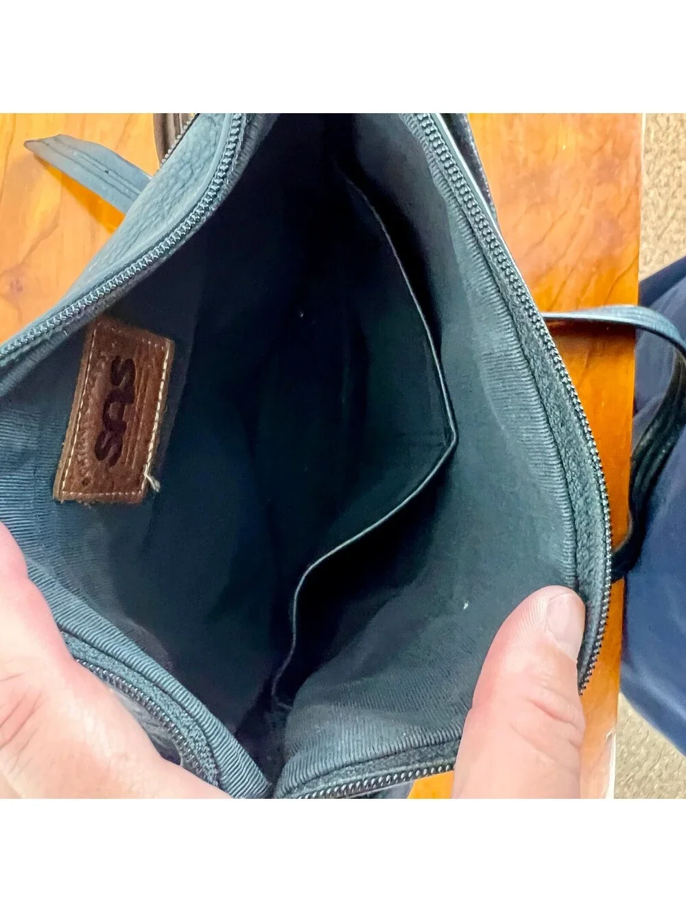 SAS Genuine Leather Black Crossbody Organizer Bag Adjustable Strap USA Made